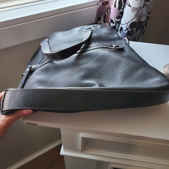 ****SOLD****Fossil handbag - Picture 4 of 4